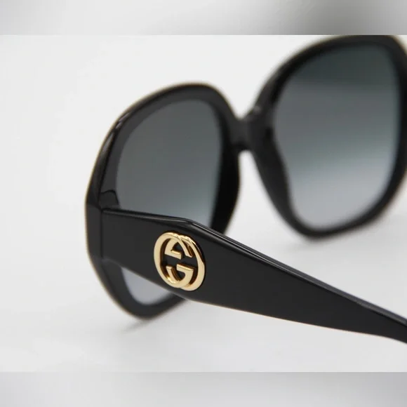 NEW GUCCI GG0796S 001 NEW WOMEN’S OVERSIZED SUNGLASSES GUCCI - Picture 5 of 14